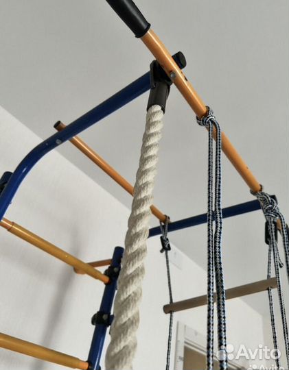 Шведская стенка с матом