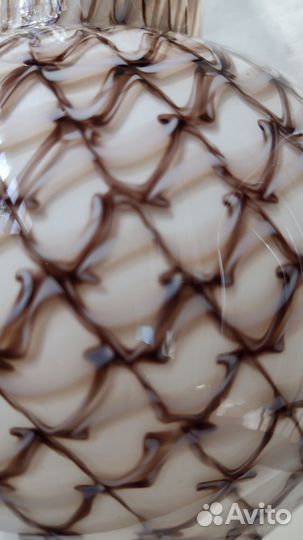 Ваза ручной работы из стекла