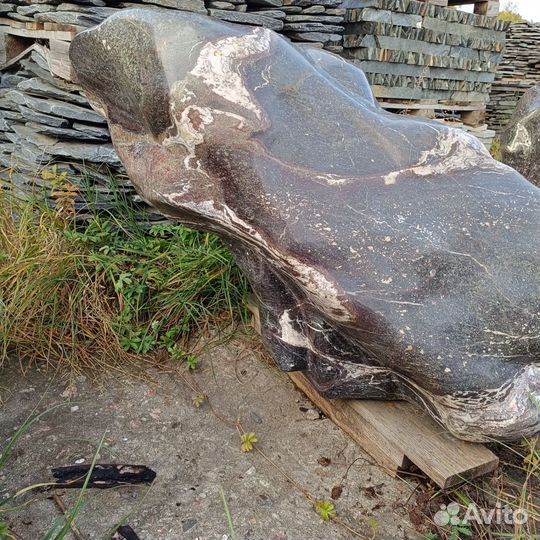 Камень природный