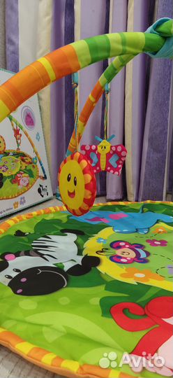 Игровой развивающий коврик