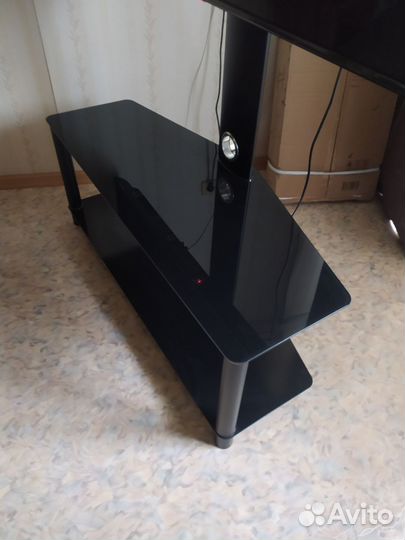 Стойка под теле-видео аппаратуру