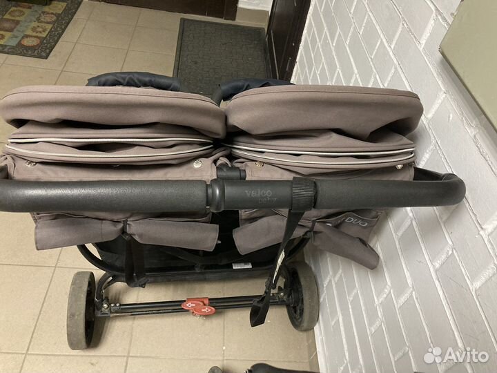 Прогулочная коляска для двойни Valco baby snap duo
