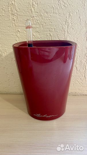 Кашпо с автополивом lechuza