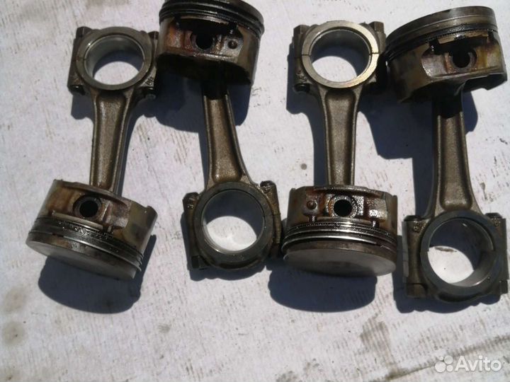 Шатун с поршнем Ситроен с4