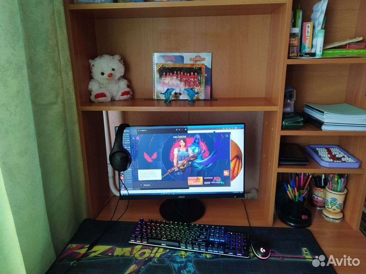 Компьютерный стол