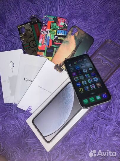 Samsung Galaxy A20, 3/32 ГБ