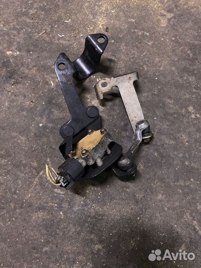 Датчик регулировка фар Тоyоtа Lаnd Сruisеr 100