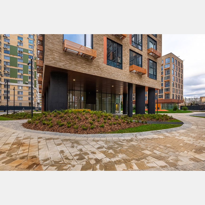 2-к. квартира, 67,3 м², 9/13 эт.