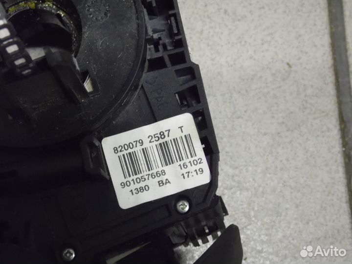 Блок подрулевых переключателей Рено Дастер