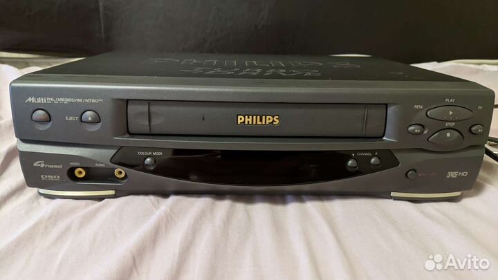 Видеомагнитофон Philips