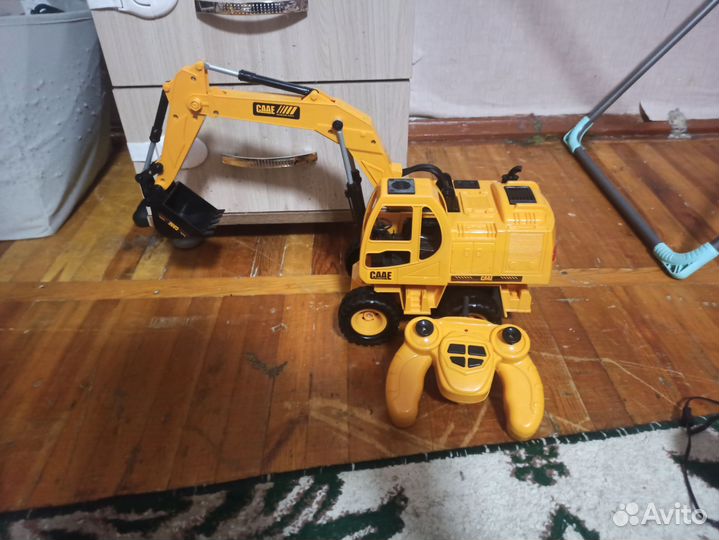 Машинки на пульте управления