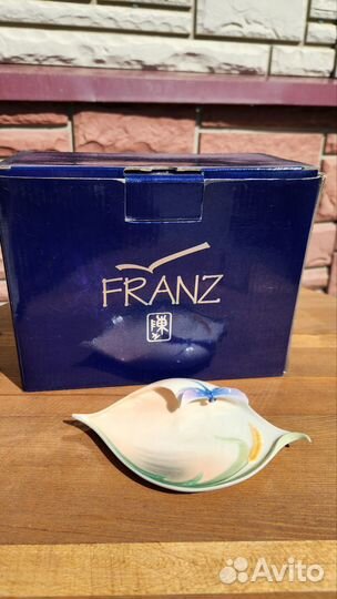 Тарелка фарфор стрекоза