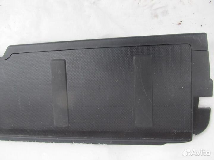 Outlander XL обивка откидного борта 2007-2012 год