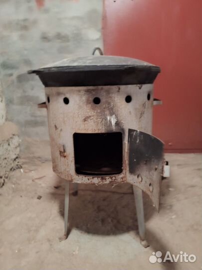 Казан чугунный с печкой