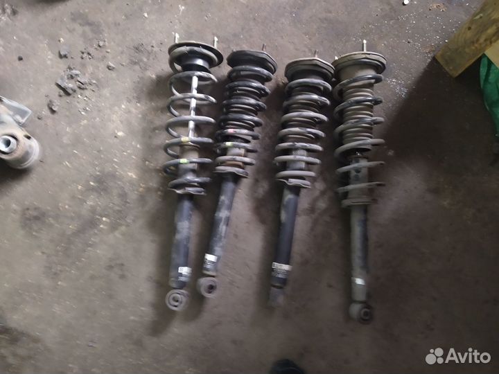 Стойки Lexus ls430/ Toyota Celsior