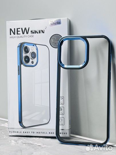 Чехол на iPhone 14