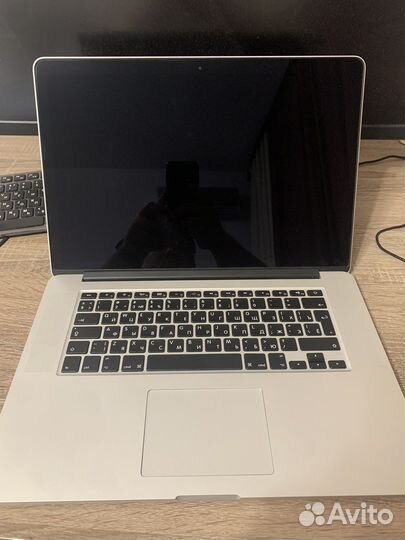 MacBook Pro (Retina, 15-inch, Mid 2015)