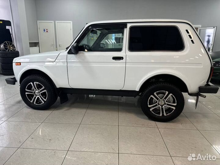 LADA 4x4 (Нива) 1.7 МТ, 2014, 125 000 км