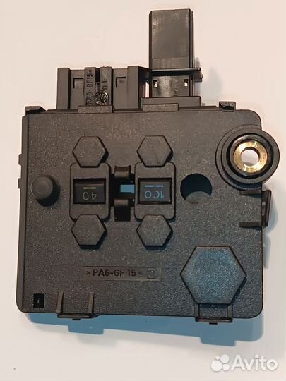 Блок предохранителей Mercedes Benz