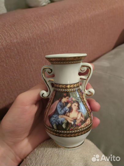 Миниатюрная ваза 1980-е