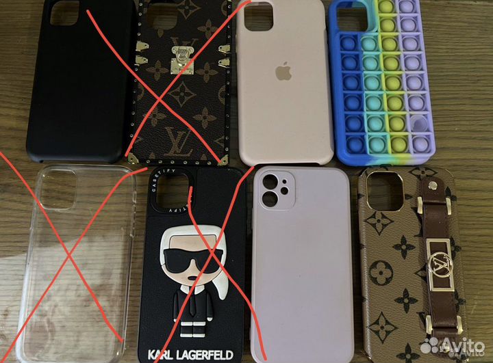 Чехлы на iPhone 11