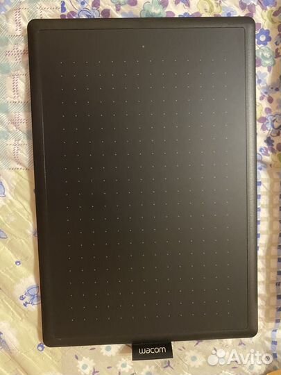 Графический планшет one by wacom