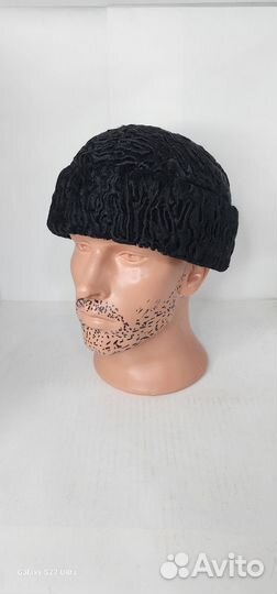Шапка каракулевая спортивная