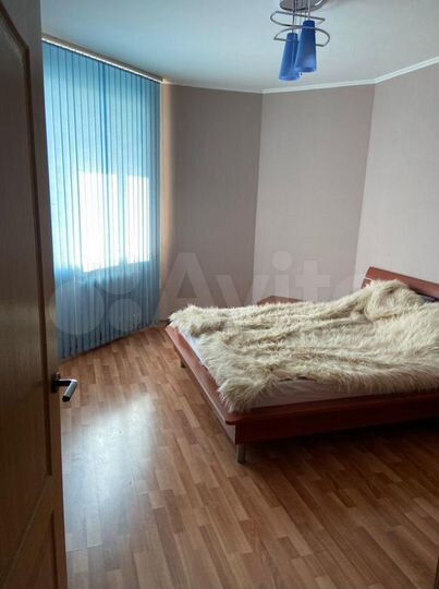 2-к. квартира, 61 м², 8/13 эт.