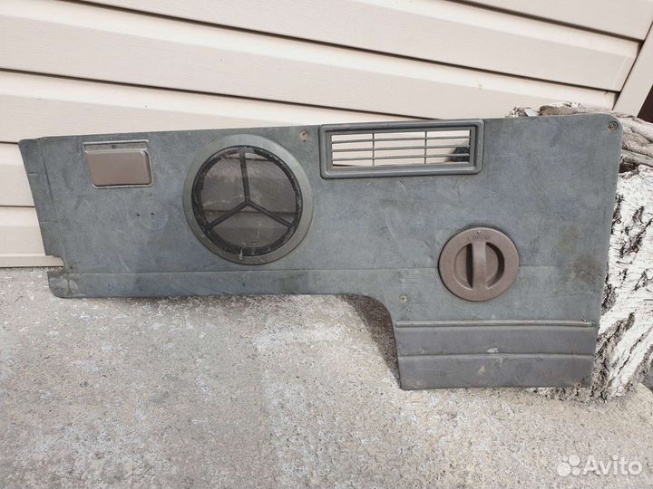 Обшивка салона Toyota Land Cruiser 70