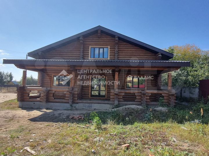 Дом 192 м² на участке 9 сот.