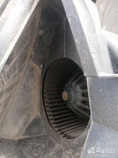 Моторчик печки Renault Megane 2002