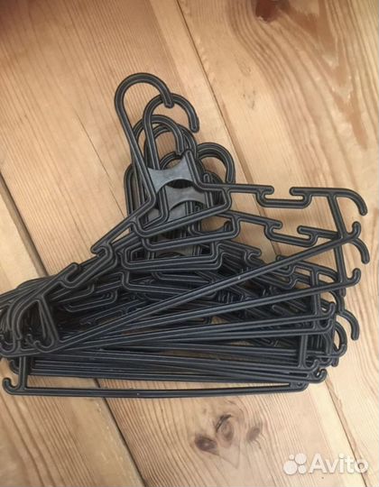 Вешалки детские