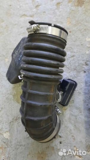 Патрубок резиновый Инфинити G35x VQ35 37