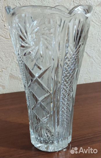 Ваза хрустальная
