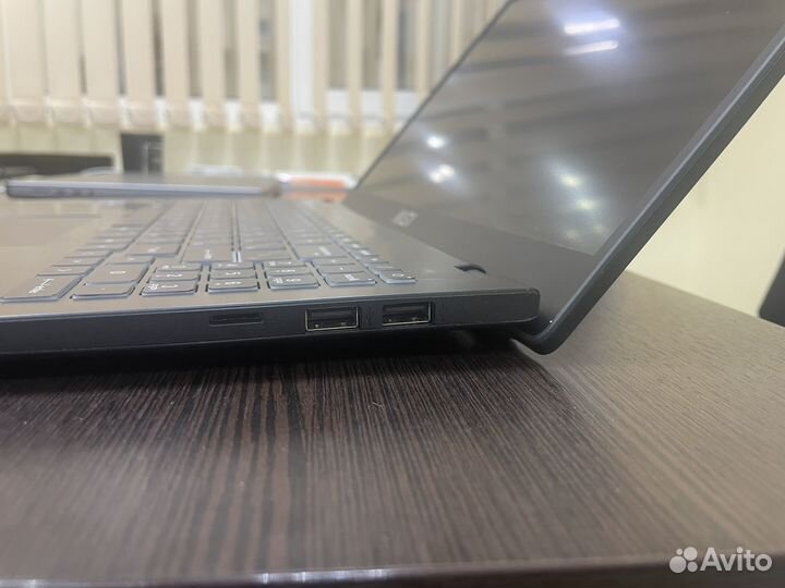 Ноутбук MSI 8 ядер, 12Gen