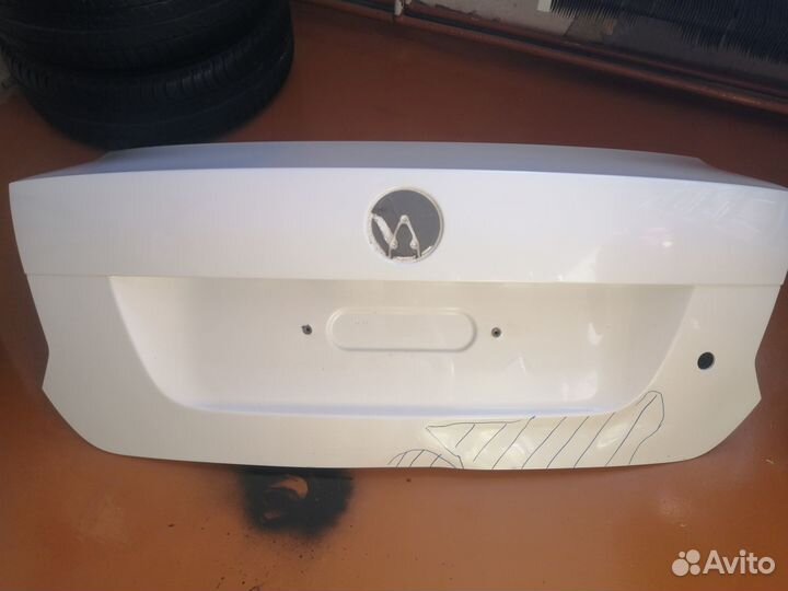 Крышка багажника Поло Седан 2013