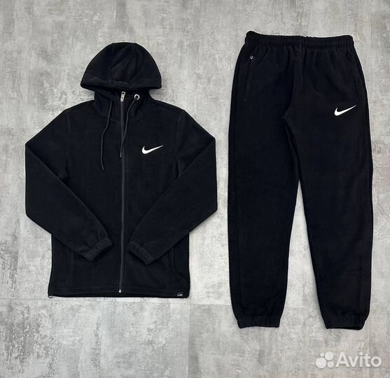 Флисовый спортивный костюм Nike
