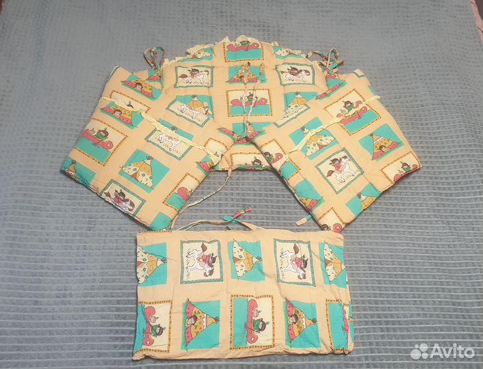 Бортики для детской кроватки