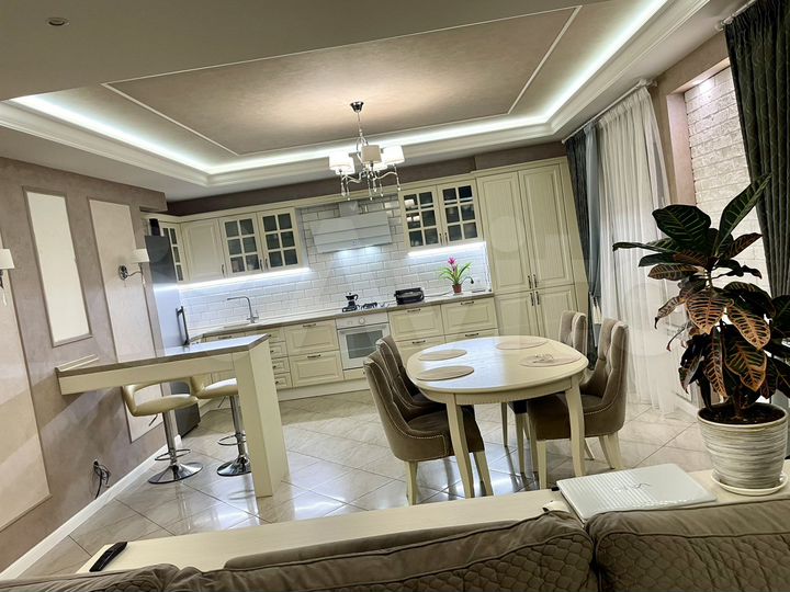 3-к. квартира, 168,6 м², 9/10 эт.