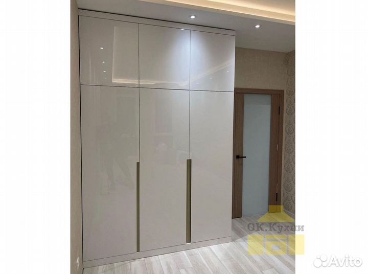 Шкаф для одежды