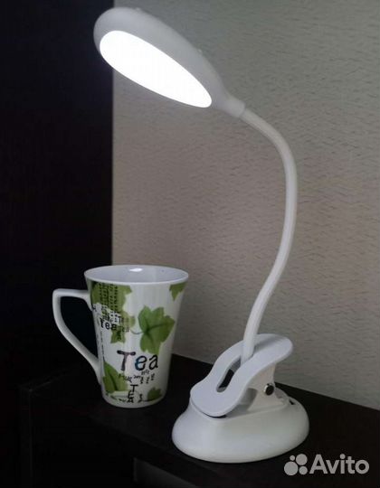 Лампа настольная
