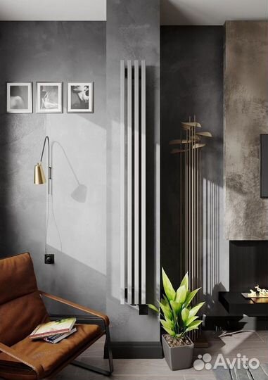 Вертикальный радиатор отопления 4 секции в наличии