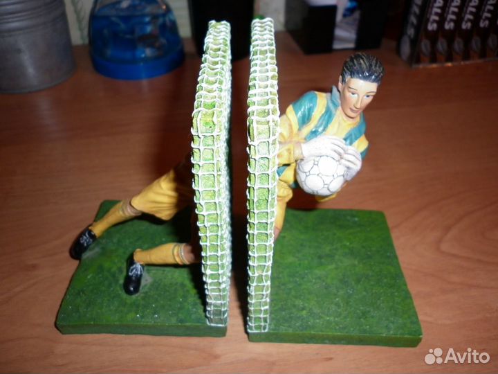 Коллекционная статуэтка - Футболист (вратарь)