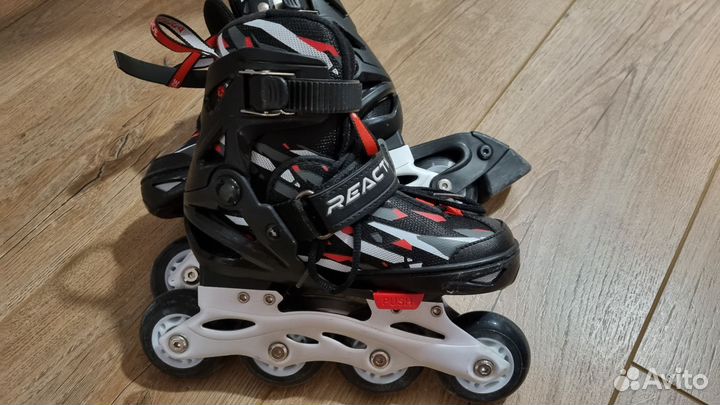 Роликовые коньки