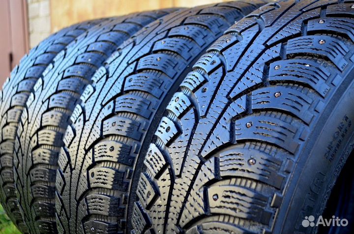Nokian Tyres Hakkapeliitta 5 SUV 225/65 R17
