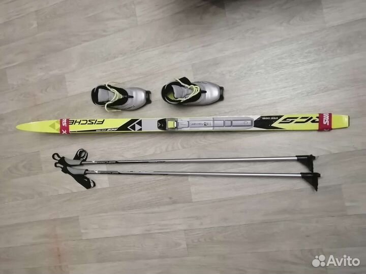 Лыжи беговые, ботинки, палки fisher детские