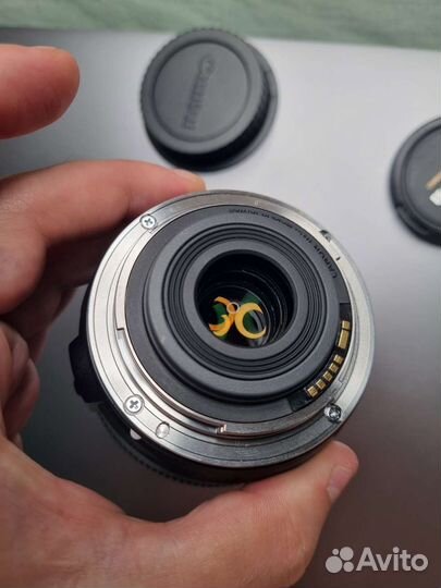 Canon EF-S 60mm f2.8 macro USM