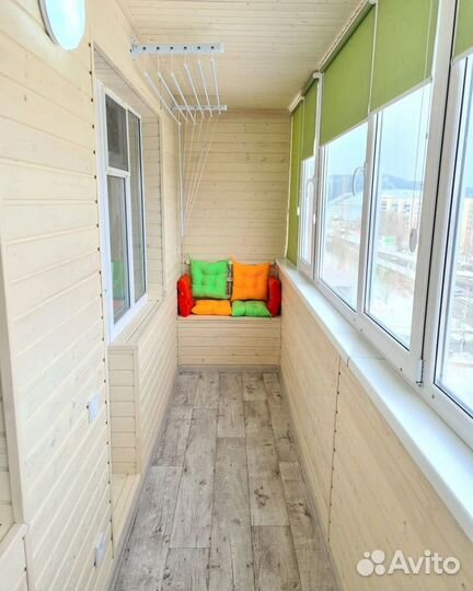 Монтажник по обшивке балконов