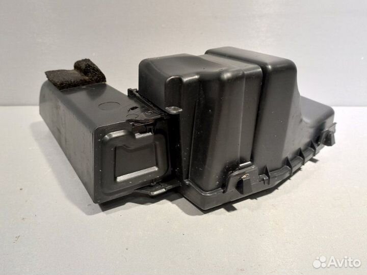 Воздухозаборник Renault Duster F4RB401 2014