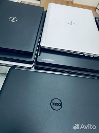 Много разных ноутбуков на Windows